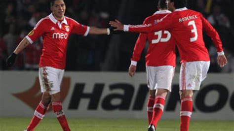 B­e­n­f­i­c­a­ ­d­e­p­l­a­s­m­a­n­d­a­ ­k­a­z­a­n­d­ı­